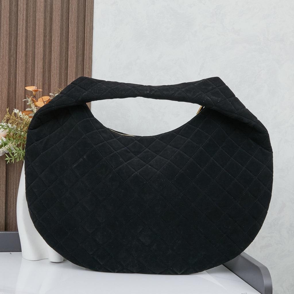 PRE-ORDER BLACK SHOULDER BAG