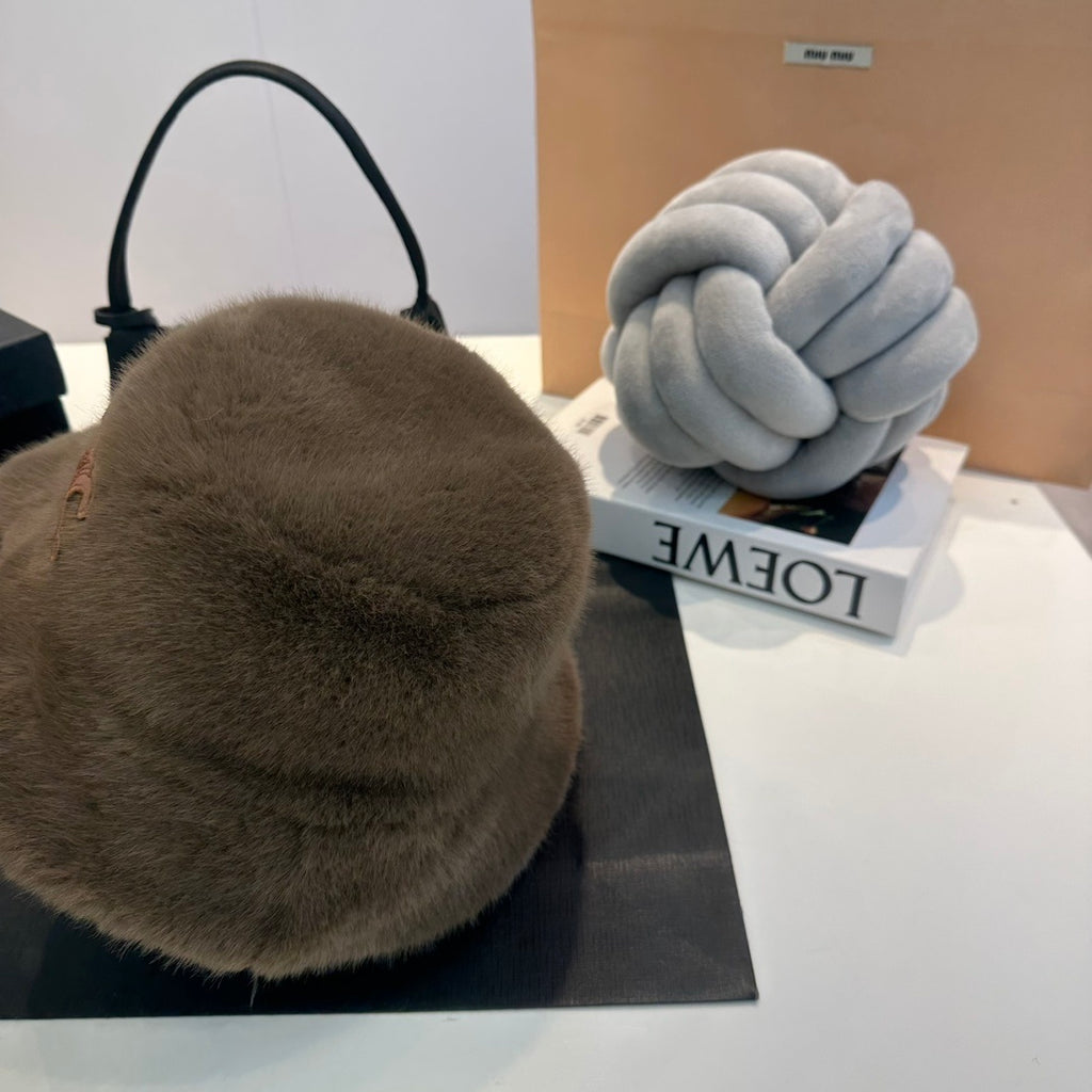 PRE-ORDER FLUFFY BROWN HAT