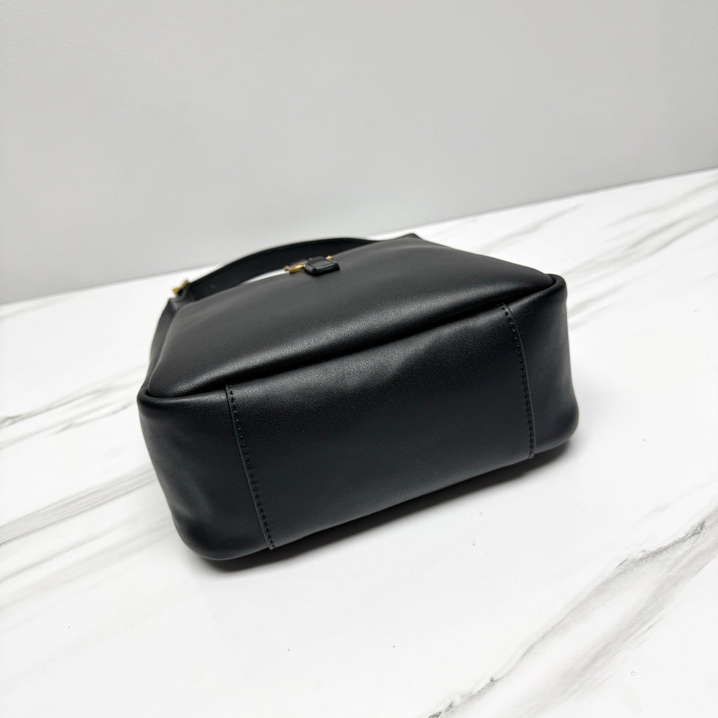 PRE-ORDER BLACK BUCKET BAG