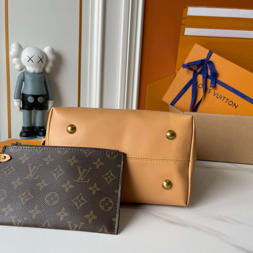 Classic Shoulder Tote – Pre-Order
