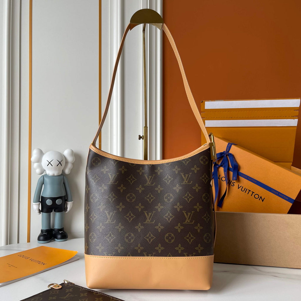 Classic Shoulder Tote – Pre-Order