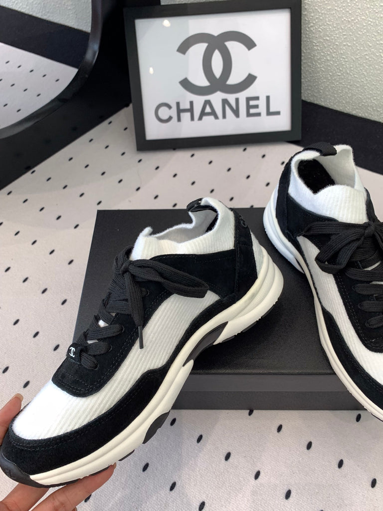 PRE-ORDER BLACK + WHITE TRAINERS