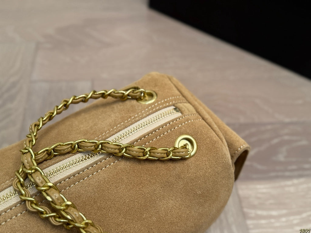 PRE-ORDER FAUX SUEDE SHOULDER BAG