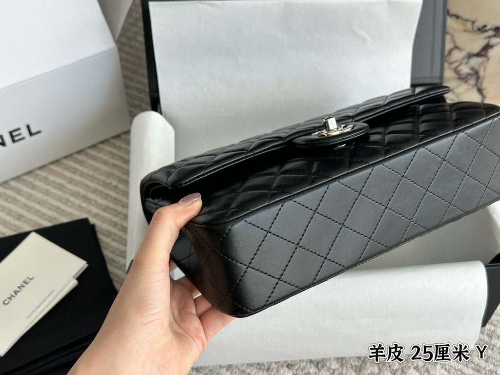 Classic Flap Bag – Pre Order (25cm)
