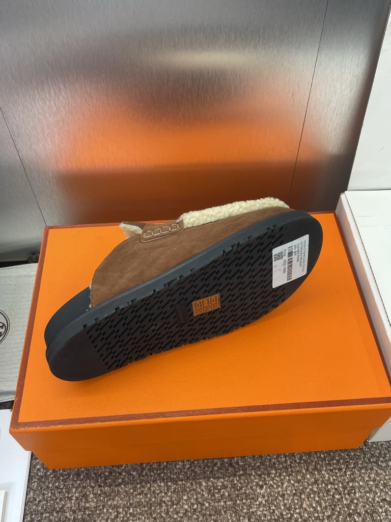 PRE-ORDER | Borg Mules in Brown