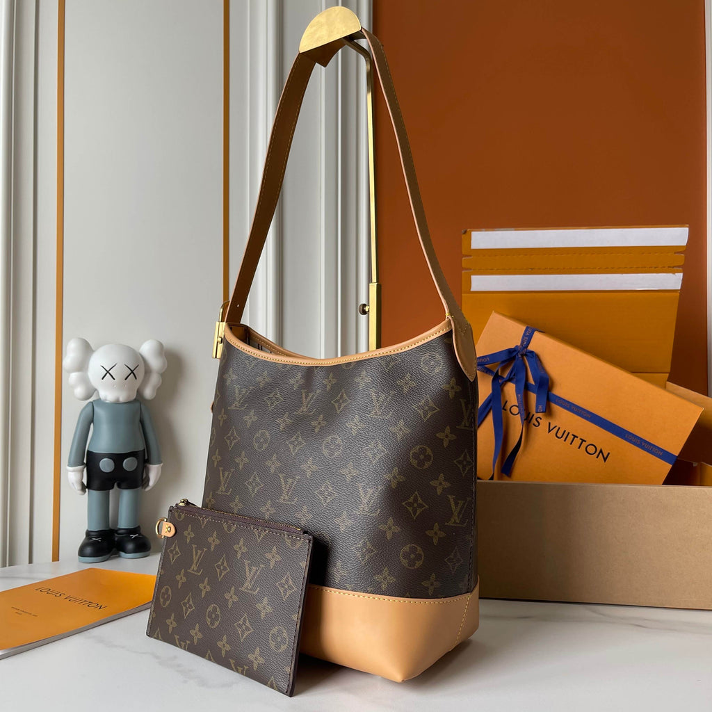 Classic Shoulder Tote – Pre-Order