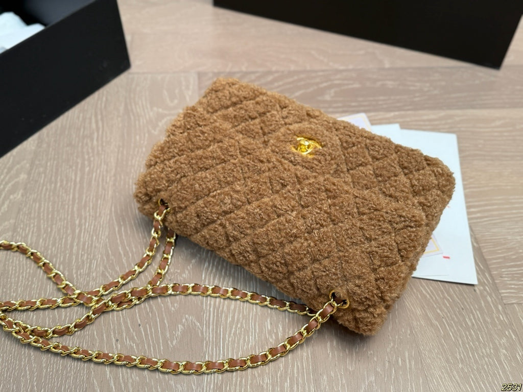 PRE-ORDER | Fluffy Brown Bag