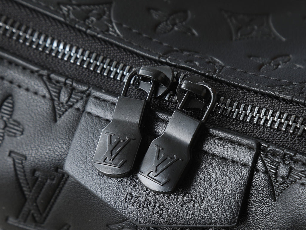 PRE-ORDER BLACK LARGE BUMBAG