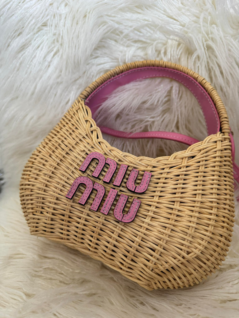 Mini Basket Bat
