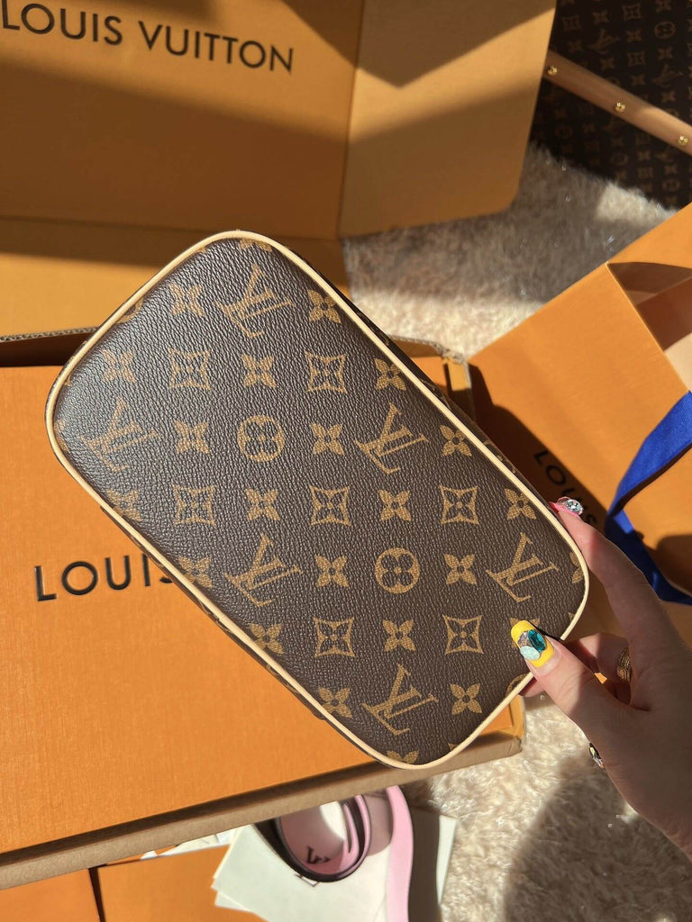 Pre-Order | Classic Vanity Case Bag