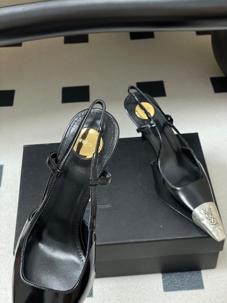 PRE-ORDER BLACK POINTED SHOES