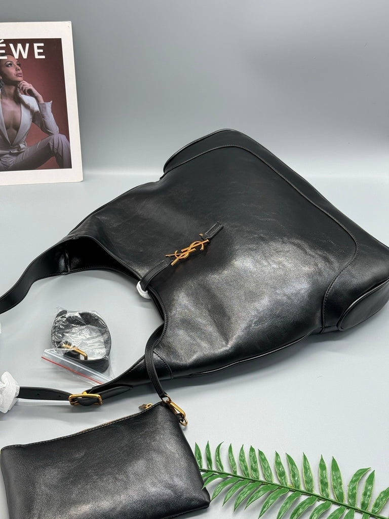 PRE-ORDER BLACK LARGE SHOULDER BAG