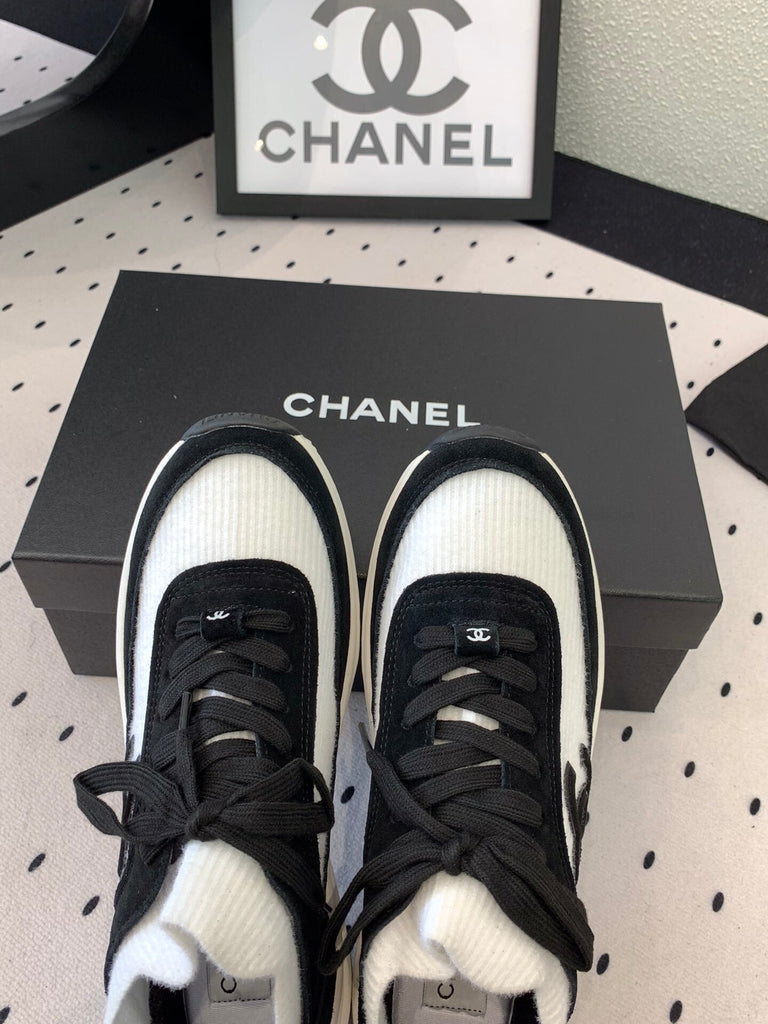 PRE-ORDER BLACK + WHITE TRAINERS