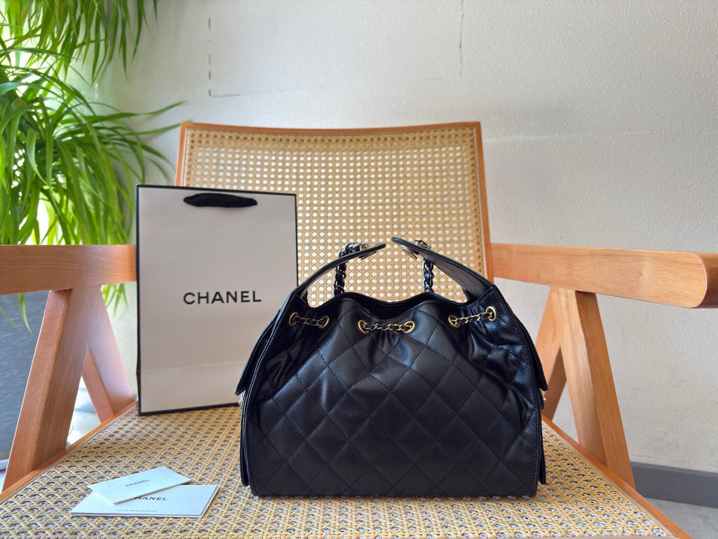 PRE-ORDER BLACK SHOULDER BAG