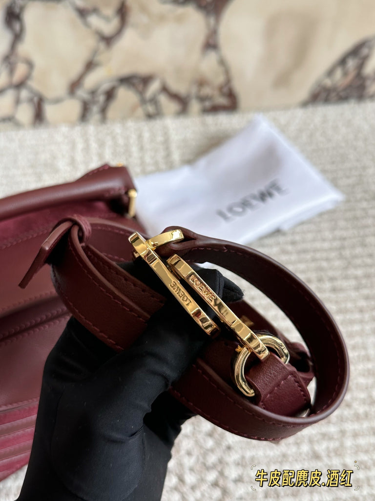 PRE-ORDER | Burgundy Lacey Bag