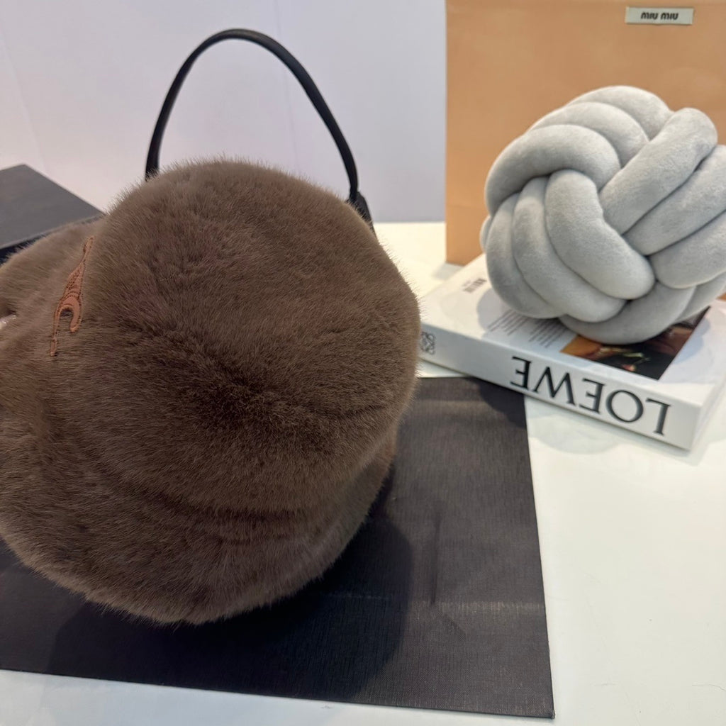 PRE-ORDER FLUFFY BROWN HAT