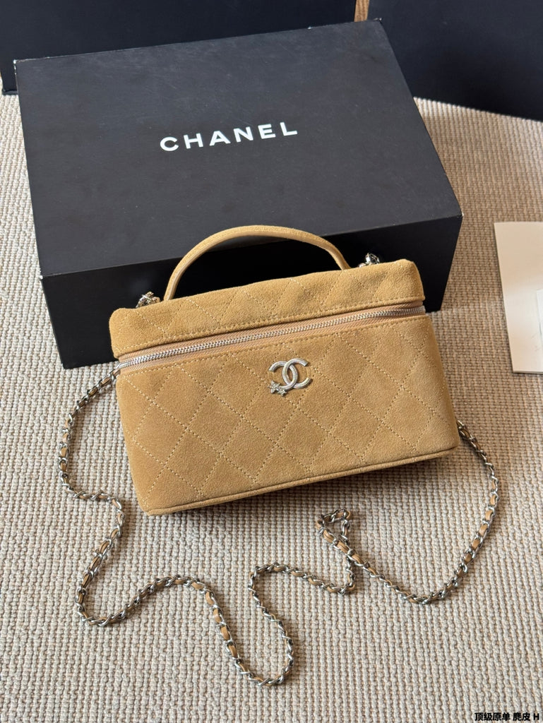 Suede Quilted Box Bag with Chain Strap – Pre-Order