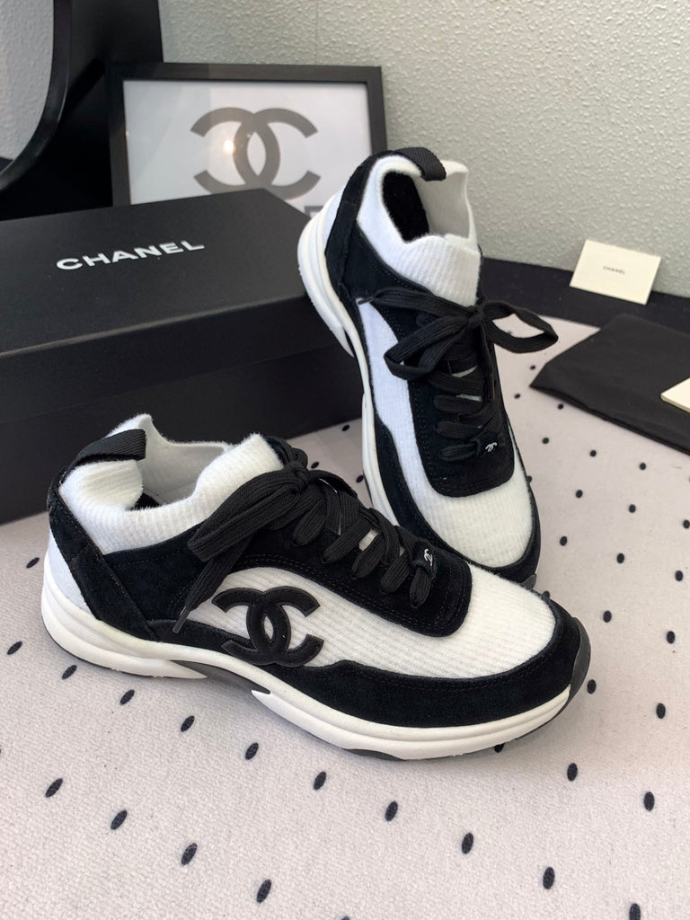 PRE-ORDER BLACK + WHITE TRAINERS