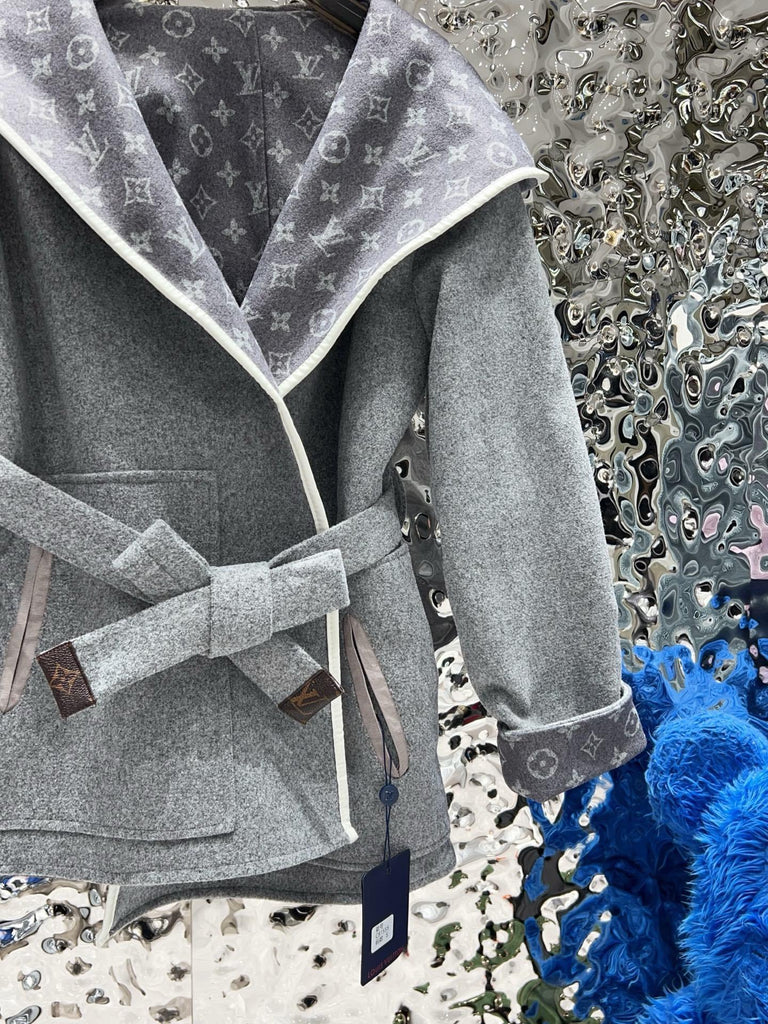 PRE-ORDER GREY JACKET