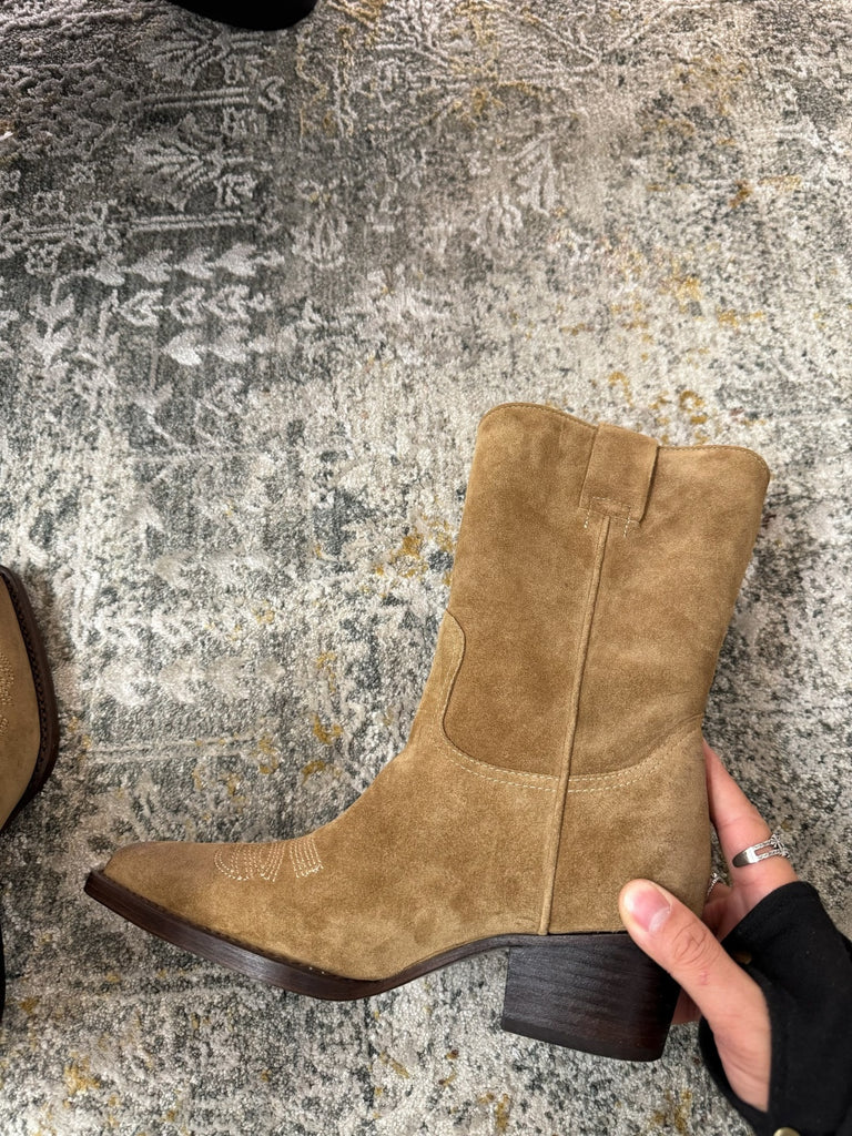 PRE-ORDER TAN COWBOY BOOTS
