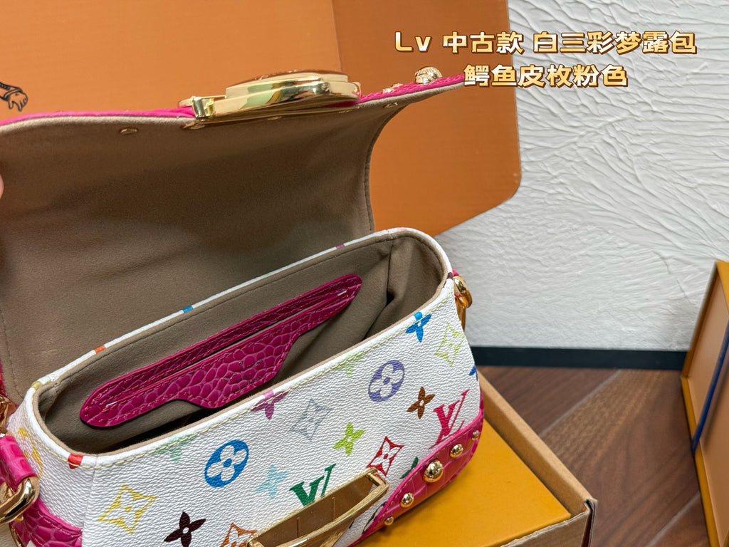 Pre-Order | Studded Multicolour Shoulder Bag – White & Pink