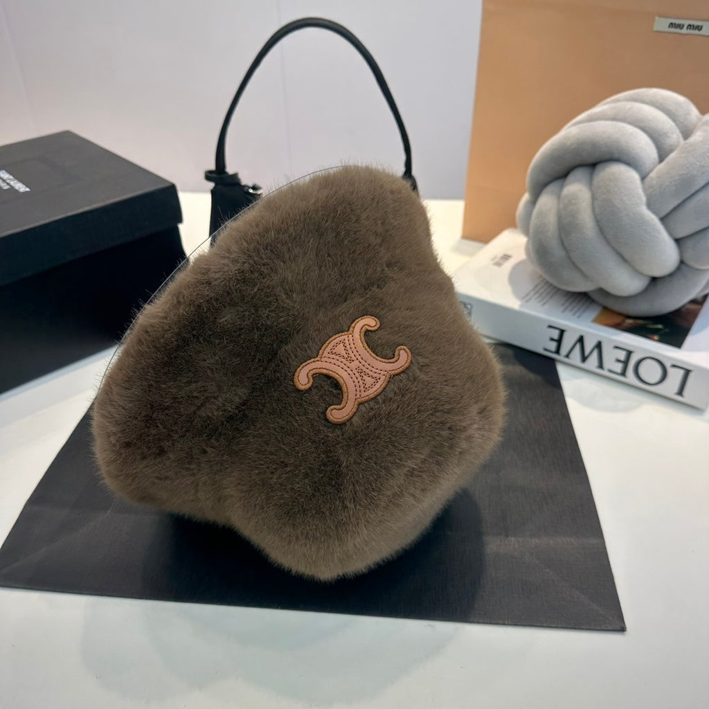 PRE-ORDER FLUFFY BROWN HAT