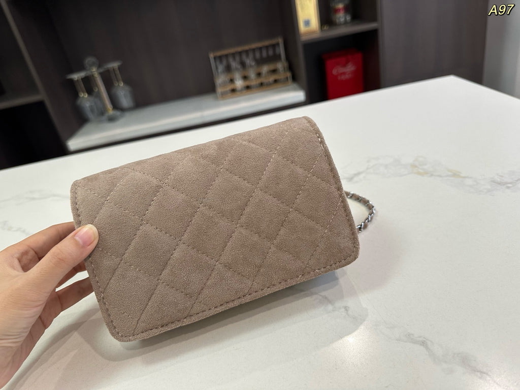 PRE-ORDER | Cross Body Beige Bag