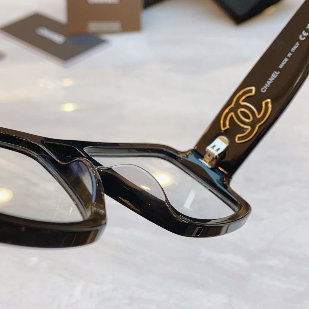 PRE-ORDER CLEAR FRAME GLASSES