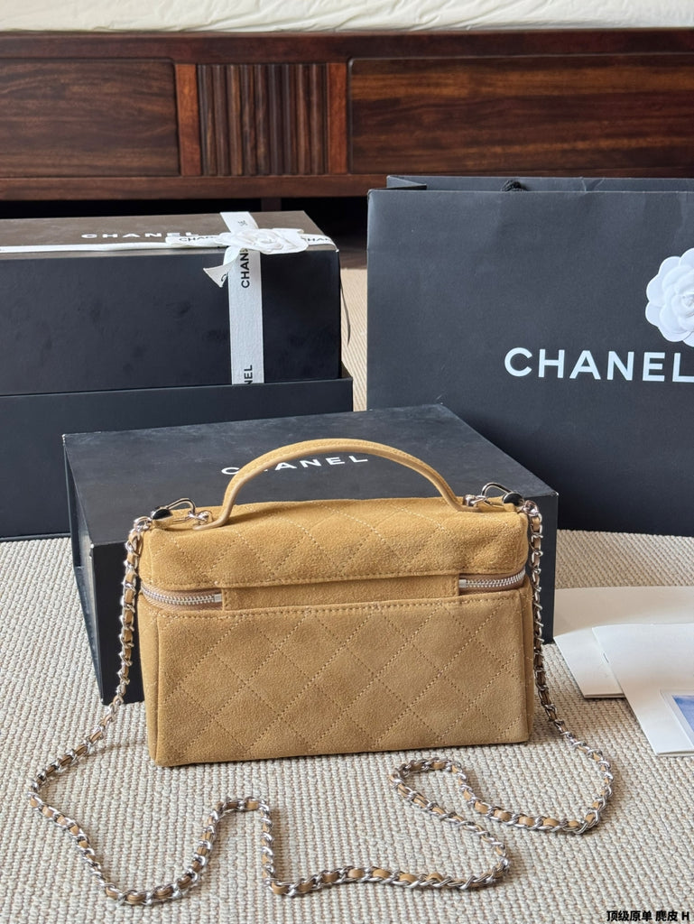 Suede Quilted Box Bag with Chain Strap – Pre-Order