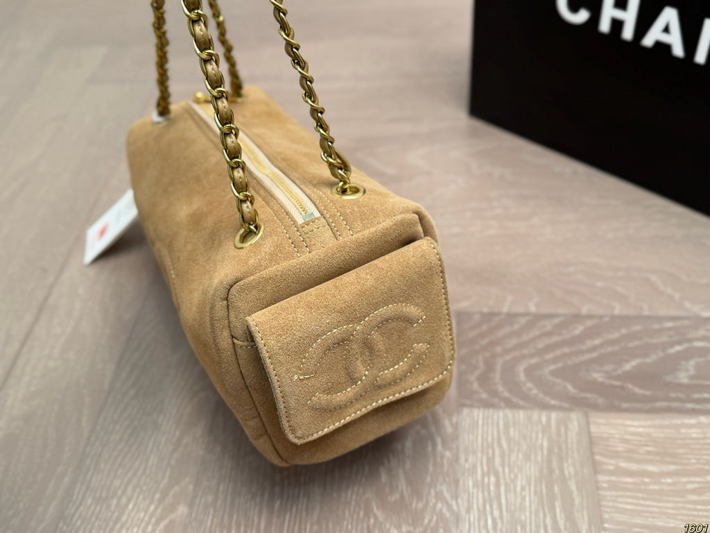 PRE-ORDER FAUX SUEDE SHOULDER BAG