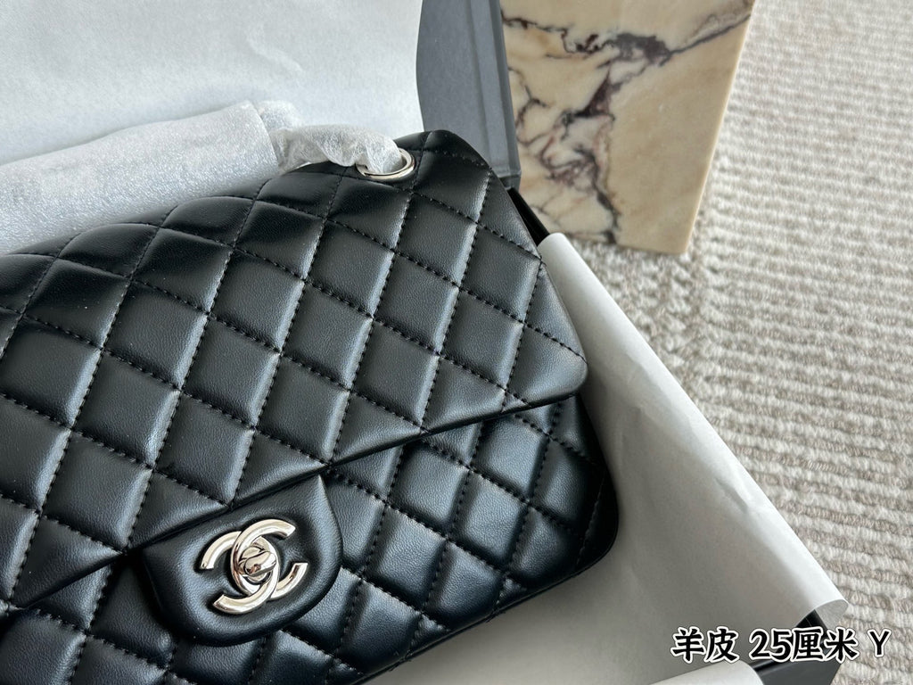 Classic Flap Bag – Pre Order (25cm)