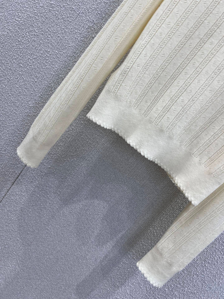 PRE-ORDER COLLAR LONG SLEEVE TOP