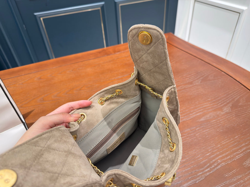Pre-Order | Quilted Suede Tote Bag – Taupe