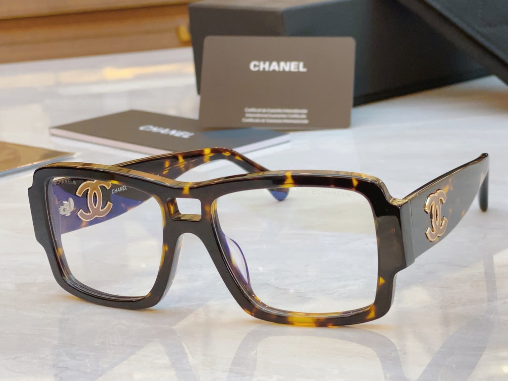 PRE-ORDER CLEAR FRAME GLASSES