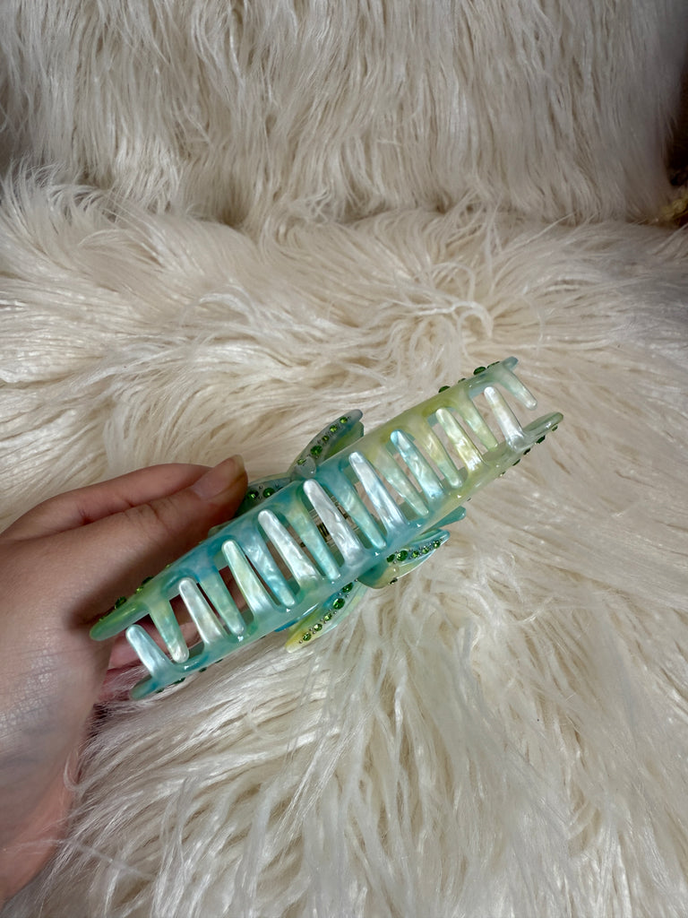 AUG SAMPLE SALE 5