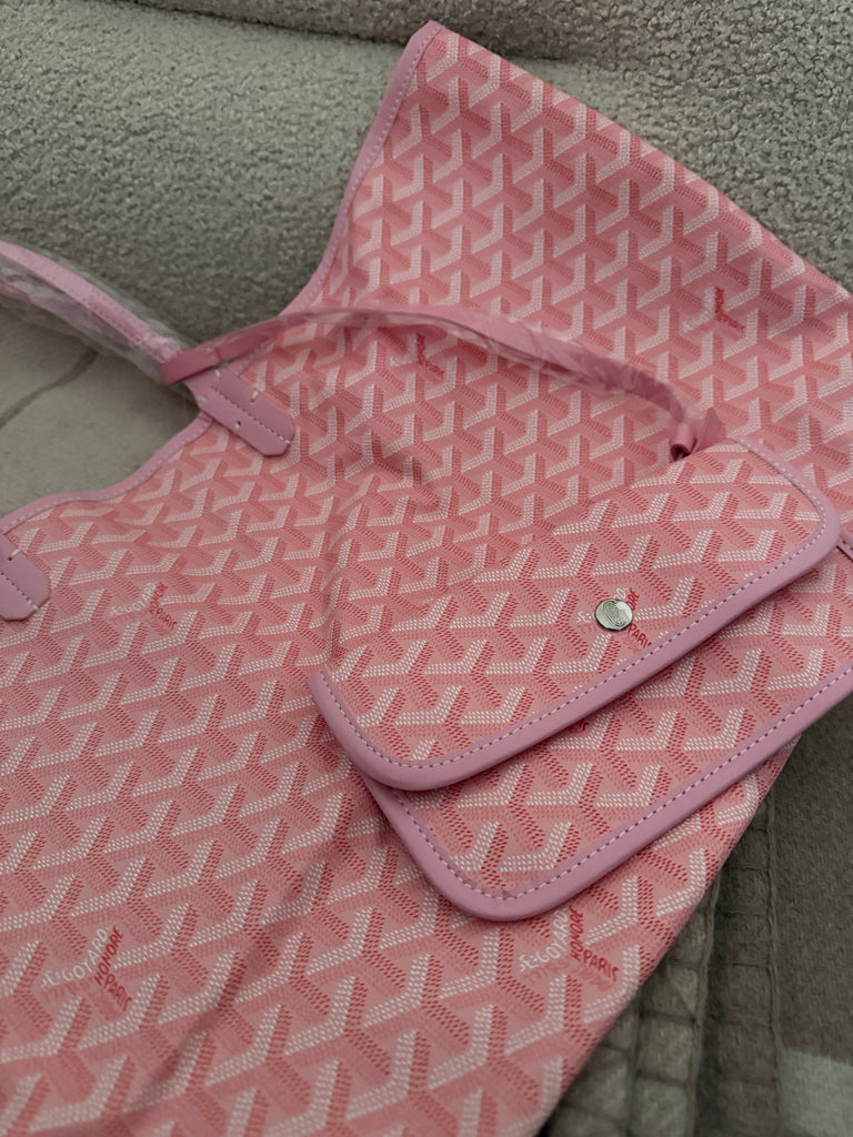 Tote with Pochette