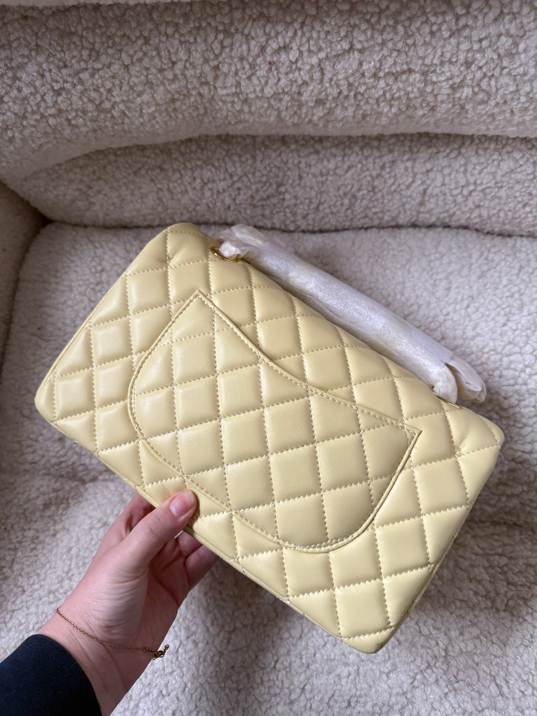 OCTOBER SAMPLE SALE 16