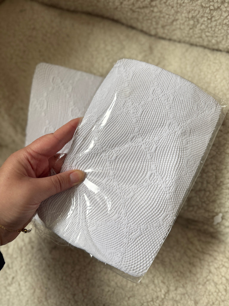 MEGA OCTOBER SAMPLE SALE 18 ONE SIZE [SMALL FONT]