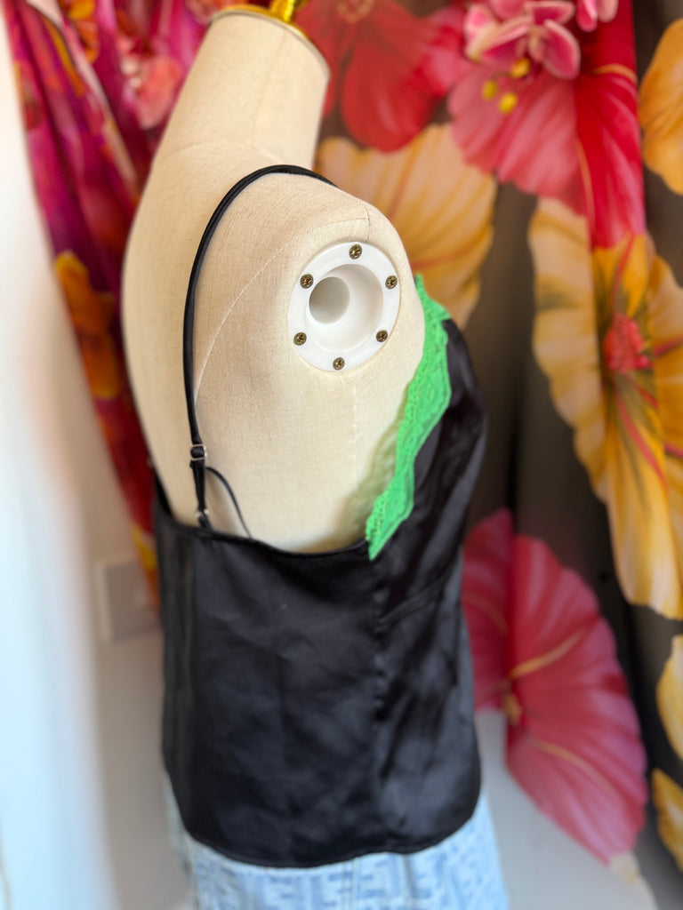 JULY SAMPLE SALE 24 SIZE L
