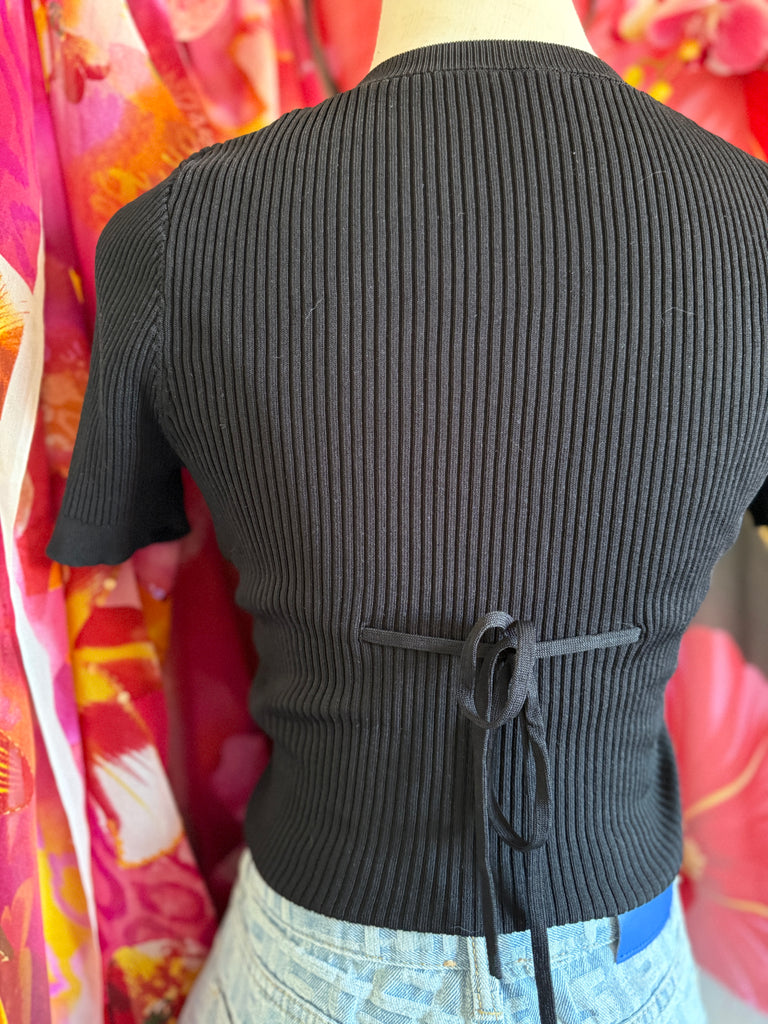 JULY SAMPLE SALE 25 SIZE L