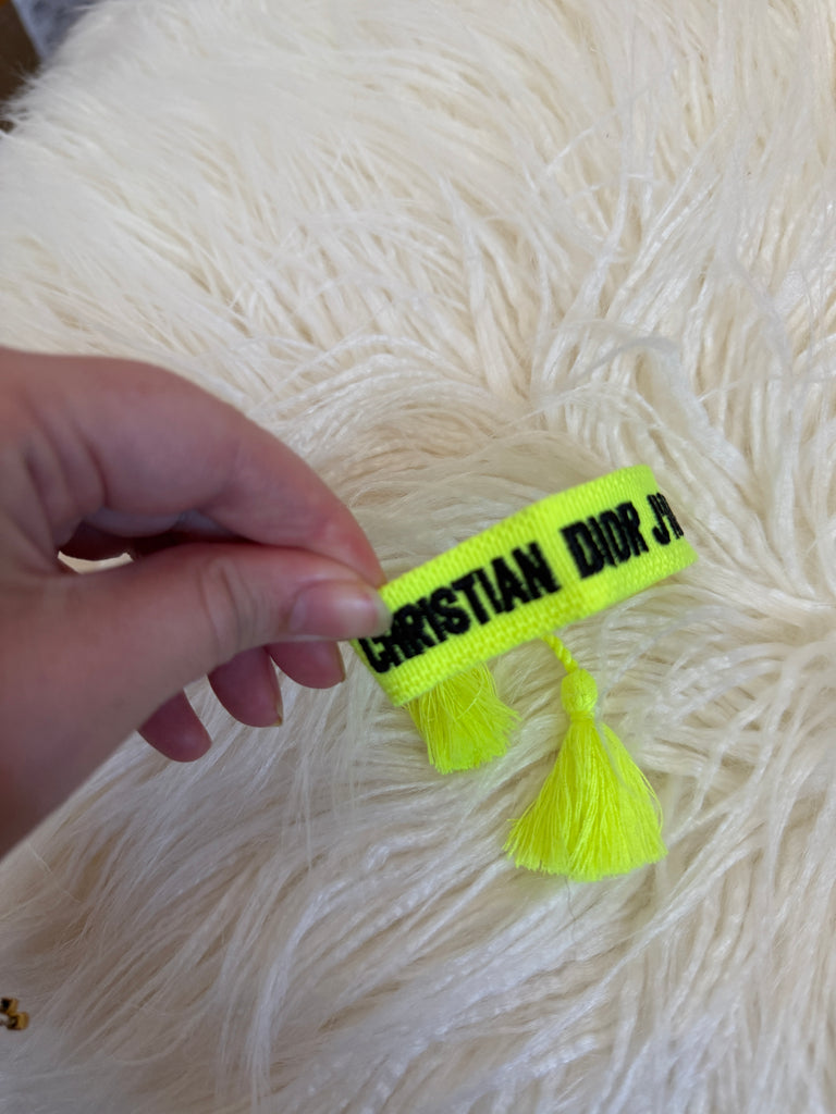 JULY SAMPLE SALE 29