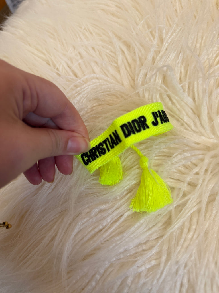 JULY SAMPLE SALE 29