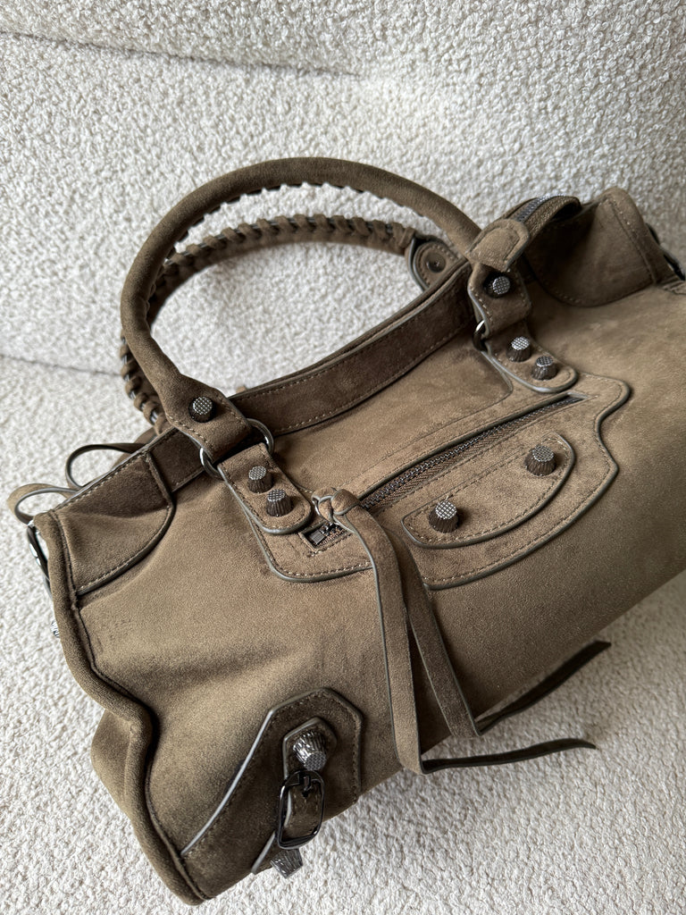 Town Girl Bag in Wasteland Green