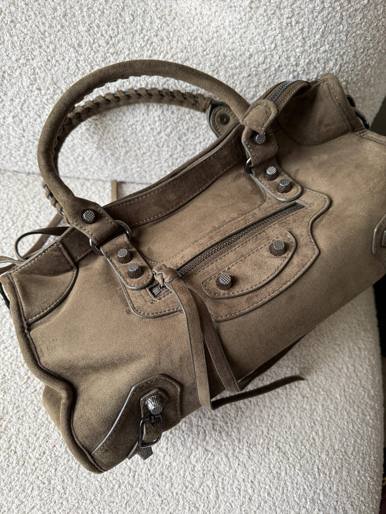 Town Girl Bag in Wasteland Green