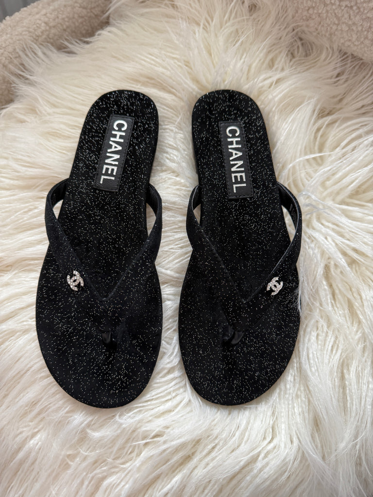 Black Sparkle Thong Sandals with Silver Detailing