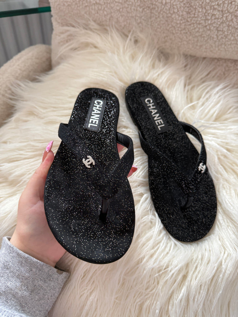 Black Sparkle Thong Sandals with Silver Detailing
