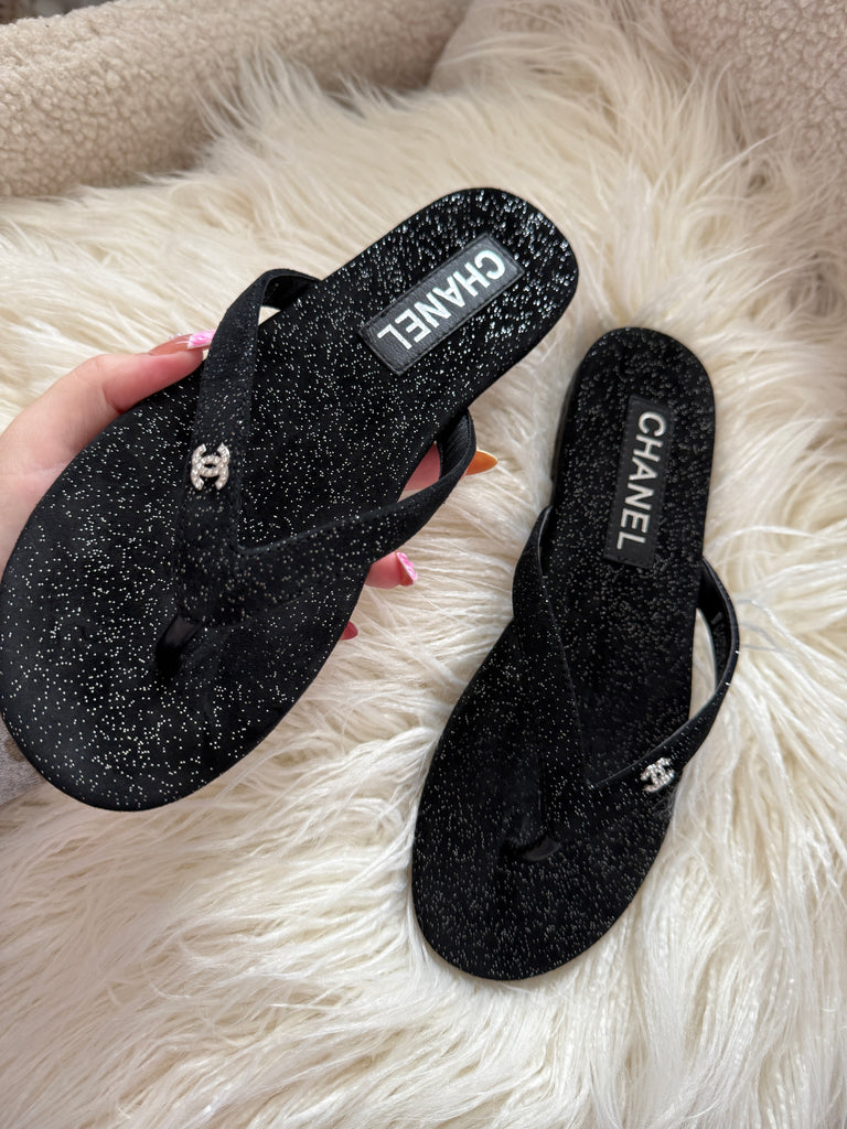 Black Sparkle Thong Sandals with Silver Detailing