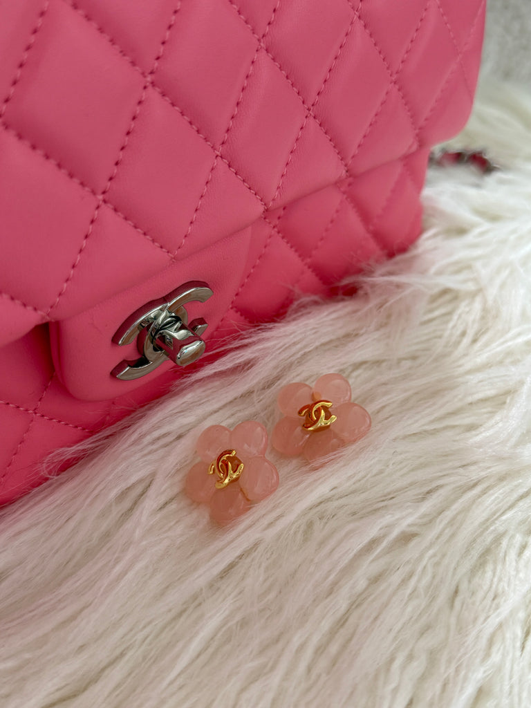 Pink Resin Flower Stud Earrings with Gold Detailing