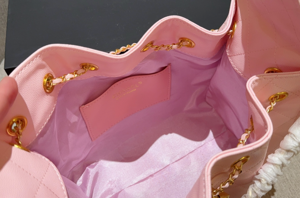 Pre-Order | Quilted Drawstring Shoulder Bag – Pink