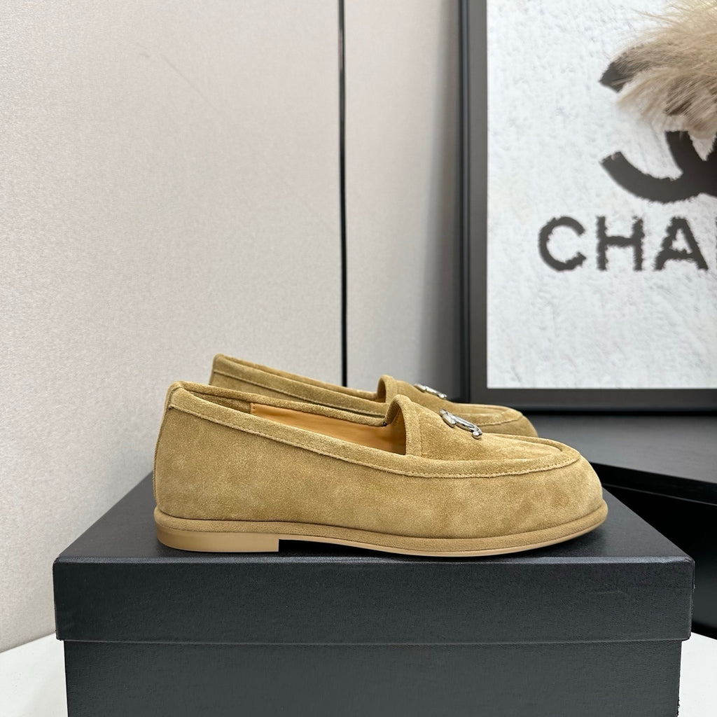 Pre-Order | Suede Loafers in Neutral Beige